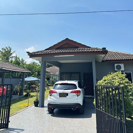 Tamu Nor Homestay Kuantan Exterior foto